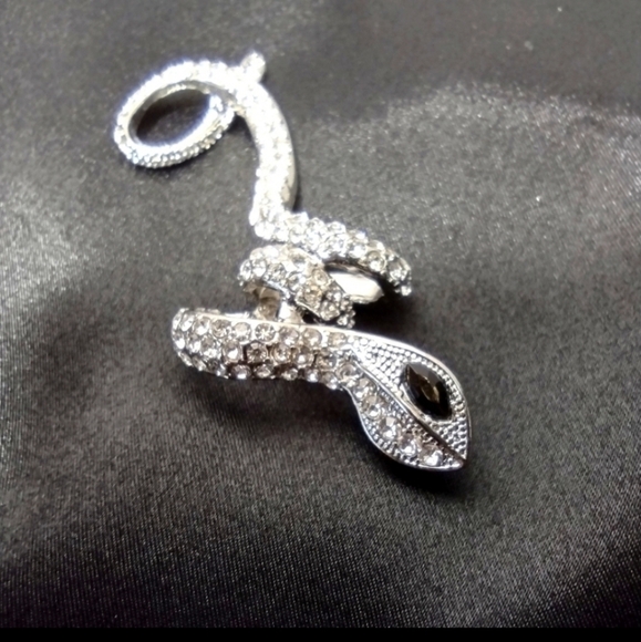 Silver Tone Crystal Snake Pendant NWOT - Picture 2 of 8